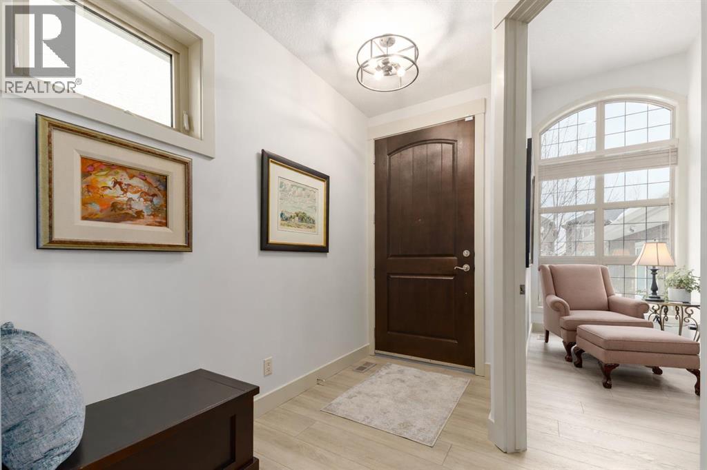 551 Evergreen Circle SW