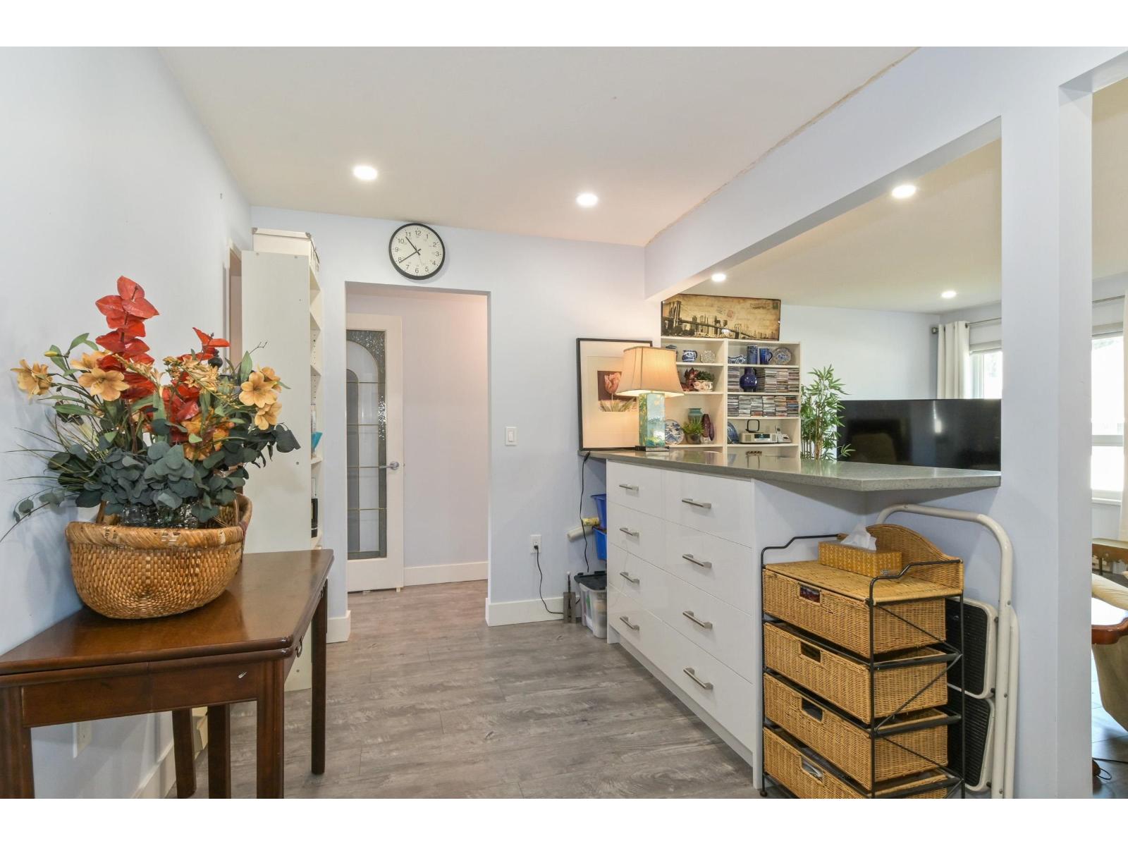 20 2475 EMERSON STREET