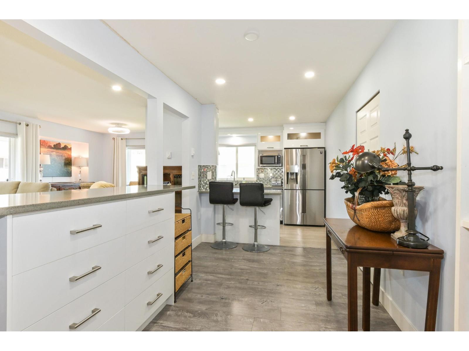 20 2475 EMERSON STREET