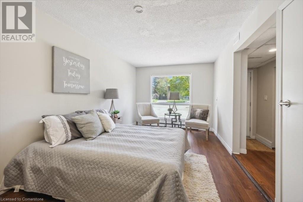 421 BAIRSTOW Crescent Unit# A
