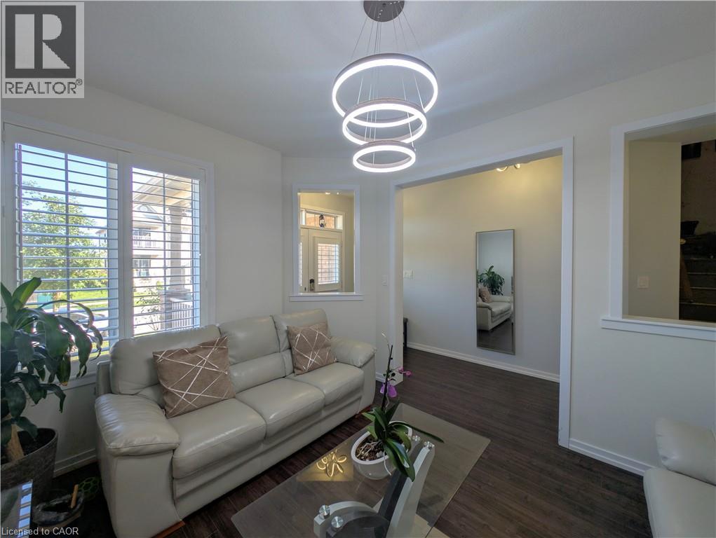 37 MULL Avenue