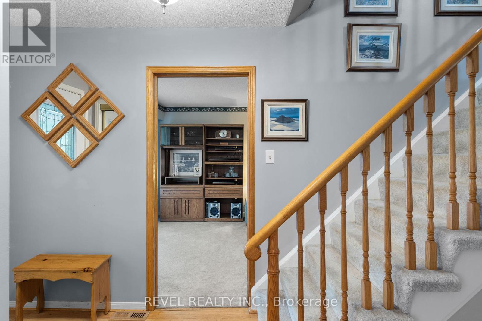 39 GRANDVIEW CRESCENT