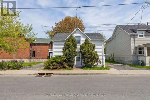 261 WILLIAM STREET Kingston (Central City East) ON K7L2E5