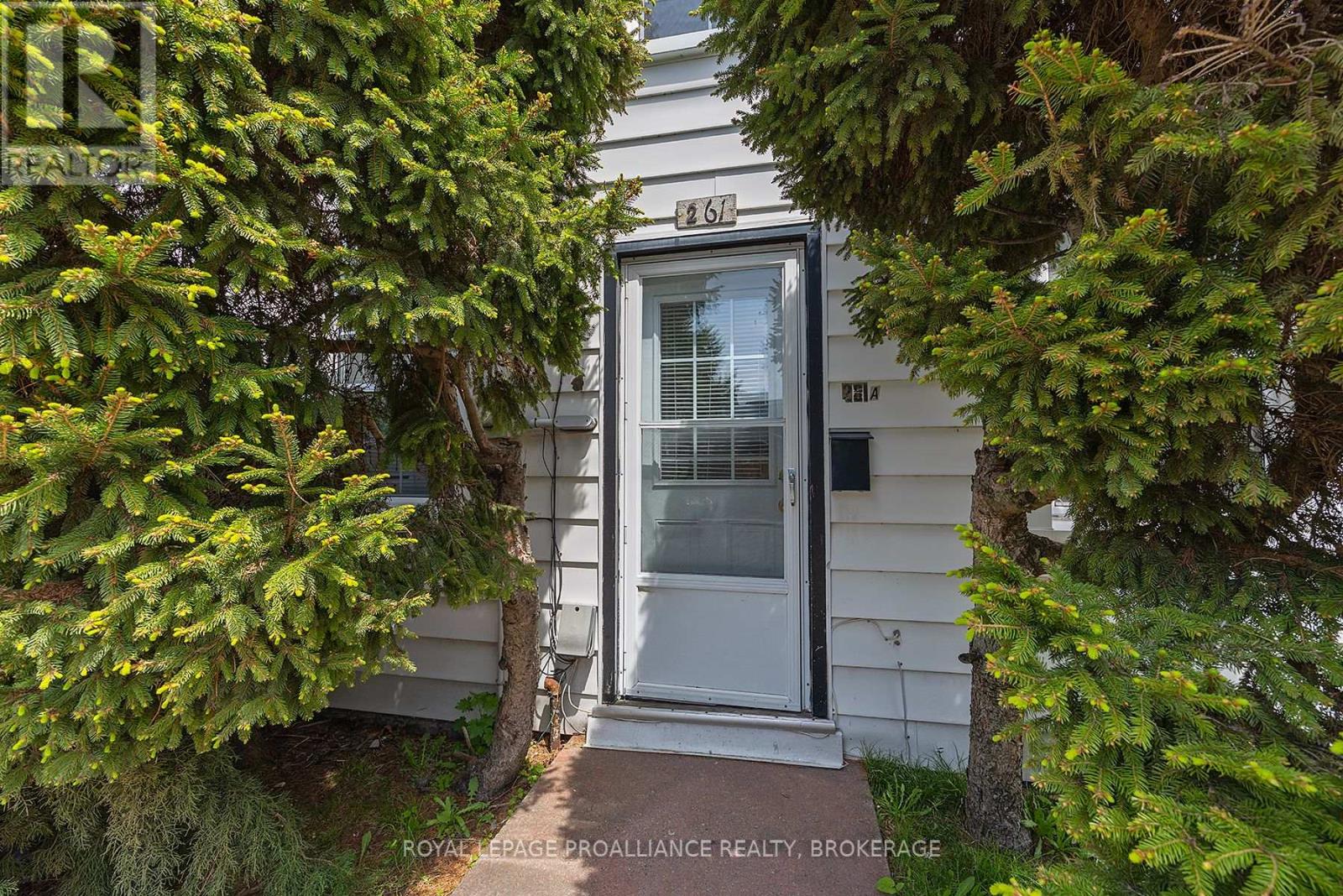 261 WILLIAM STREET