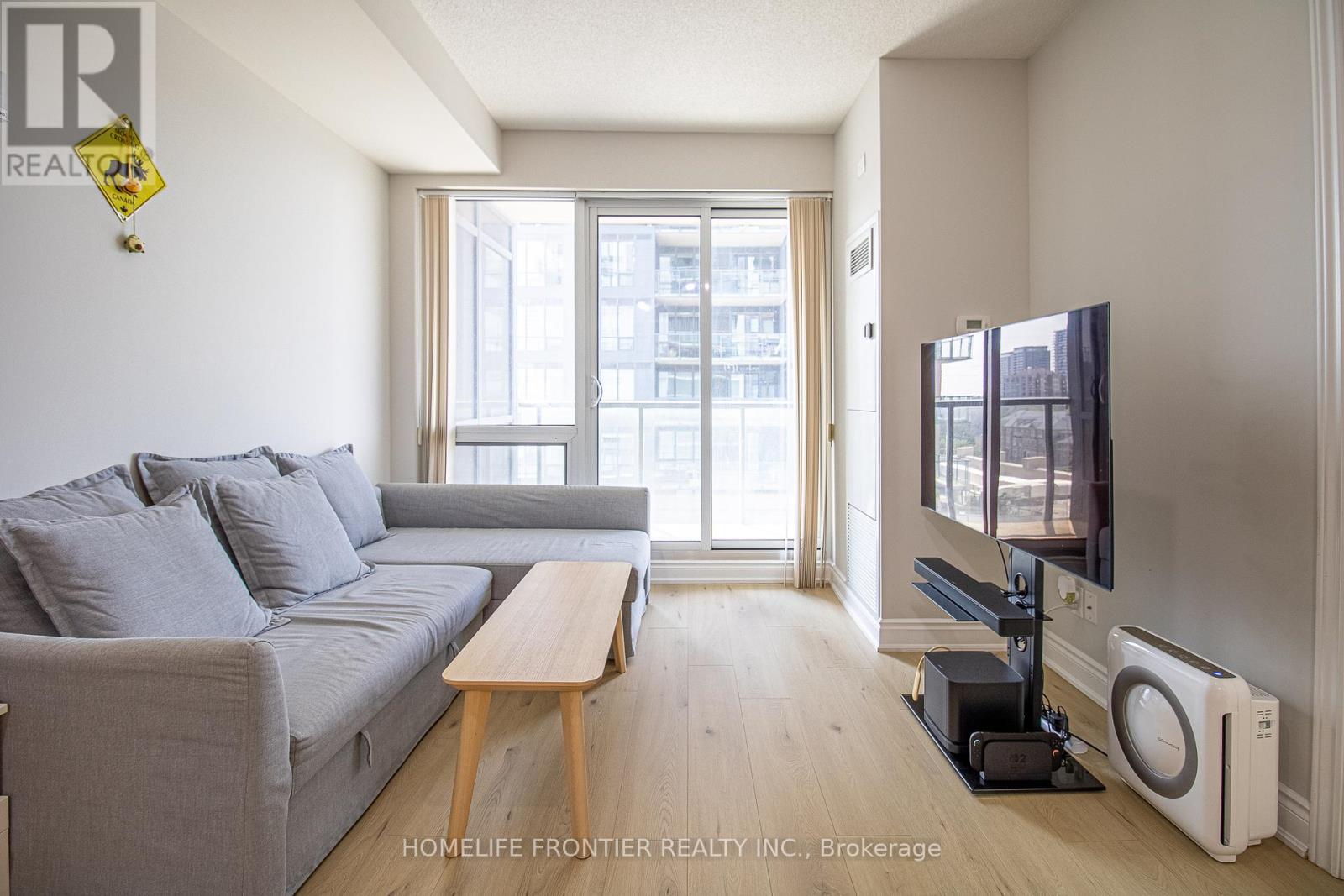 609B - 9090 YONGE STREET