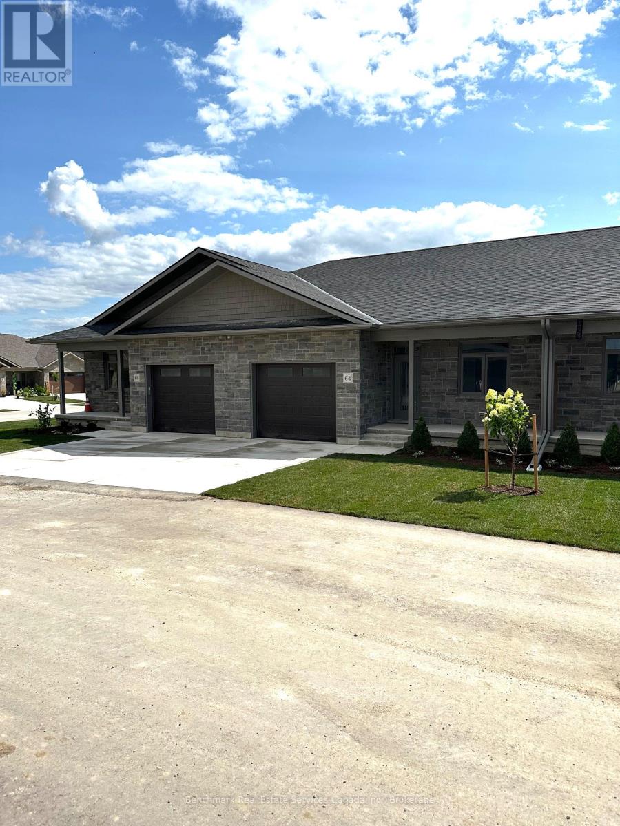 64 CAVALIER CRESCENT