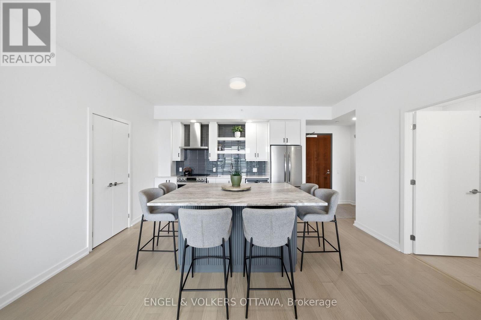 317 - 320 MIWATE PRIVATE