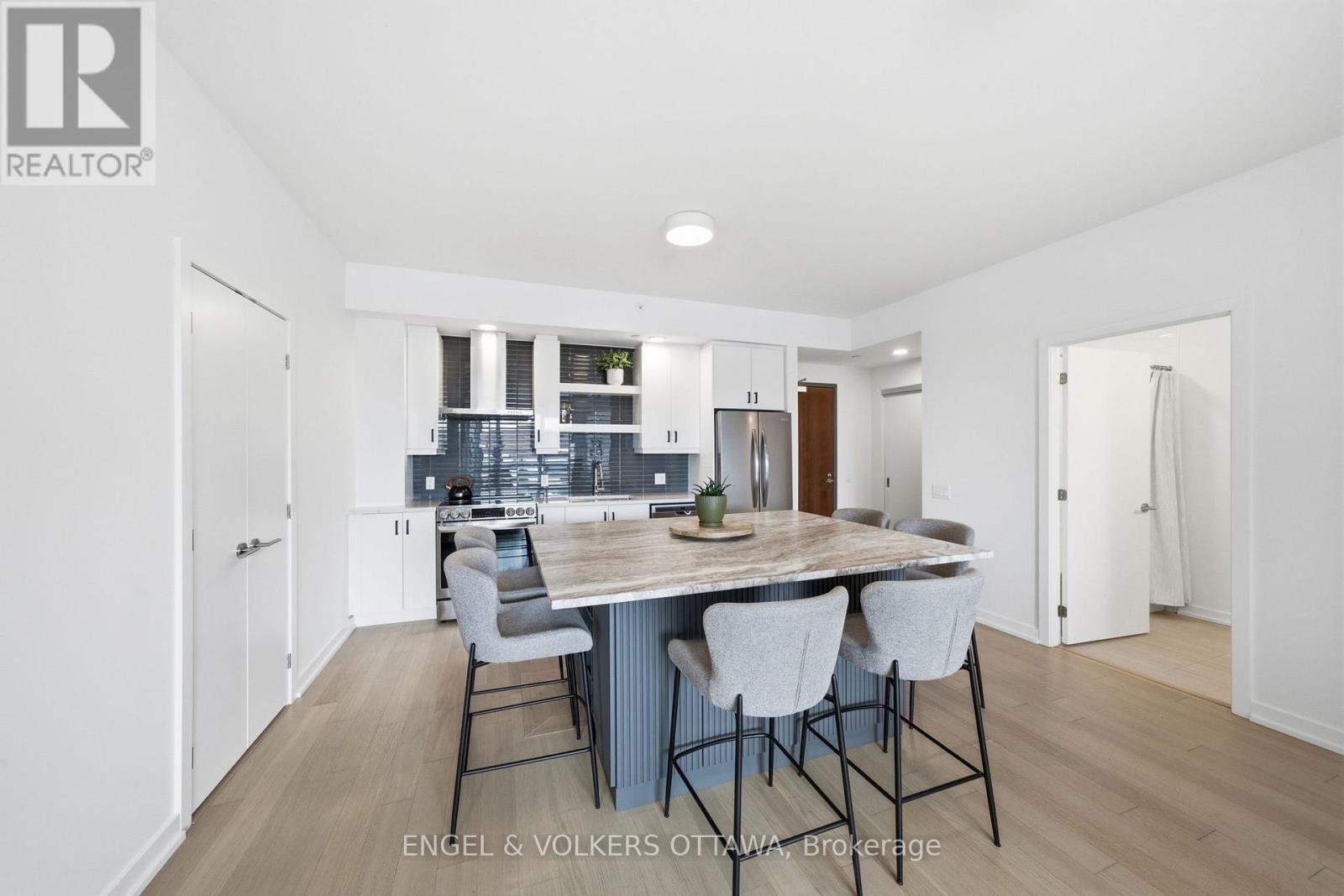 317 - 320 MIWATE PRIVATE