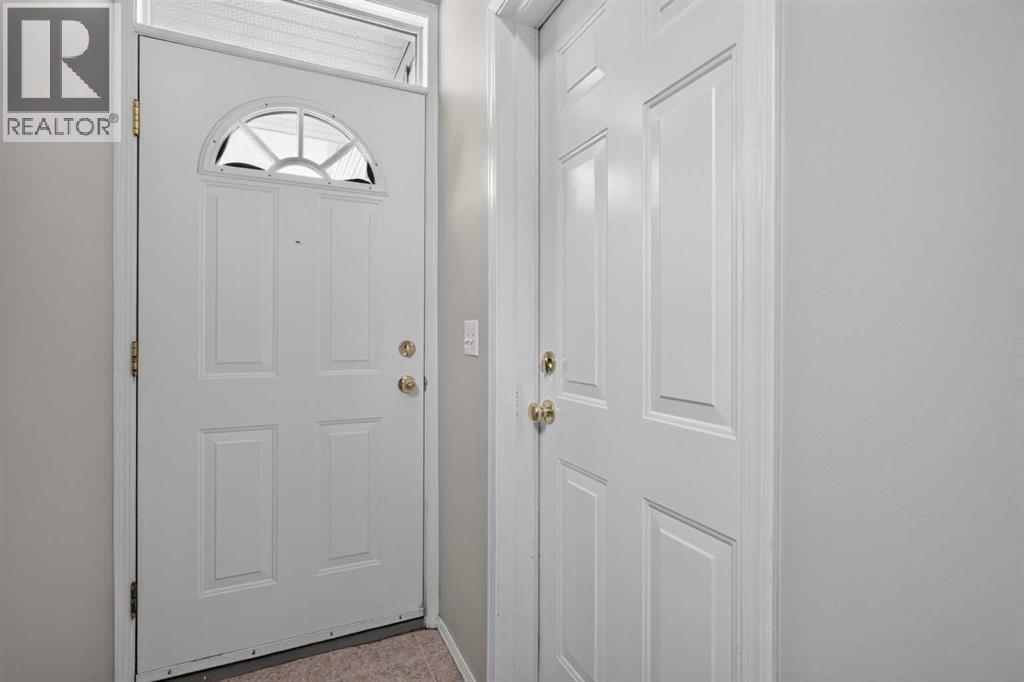 204, 39 Hidden Creek Place NW