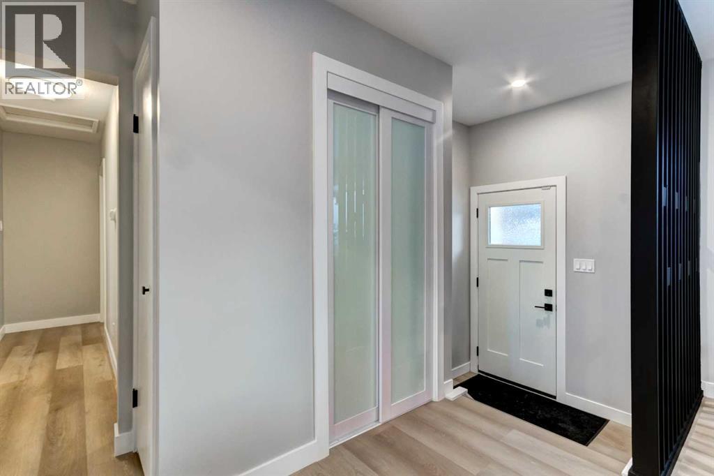 1724 Valleyview Road NE