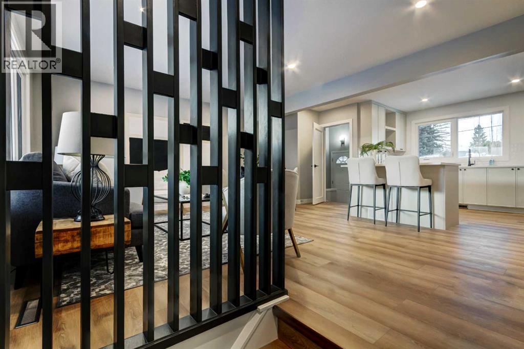 1724 Valleyview Road NE