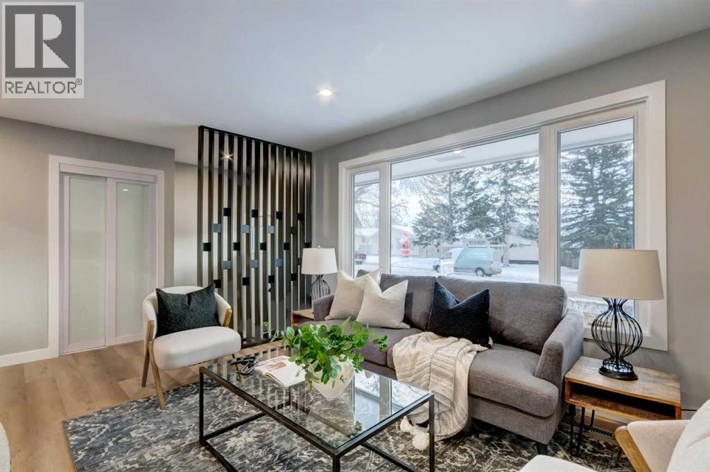 1724 Valleyview Road NE