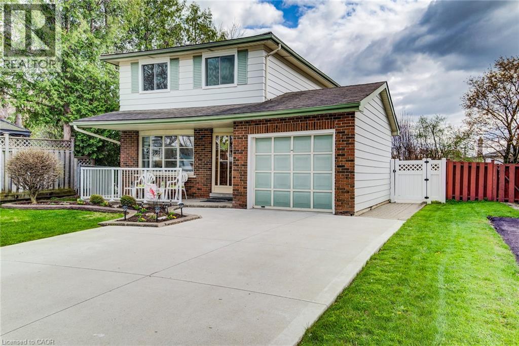 17 FOREST GLEN Court