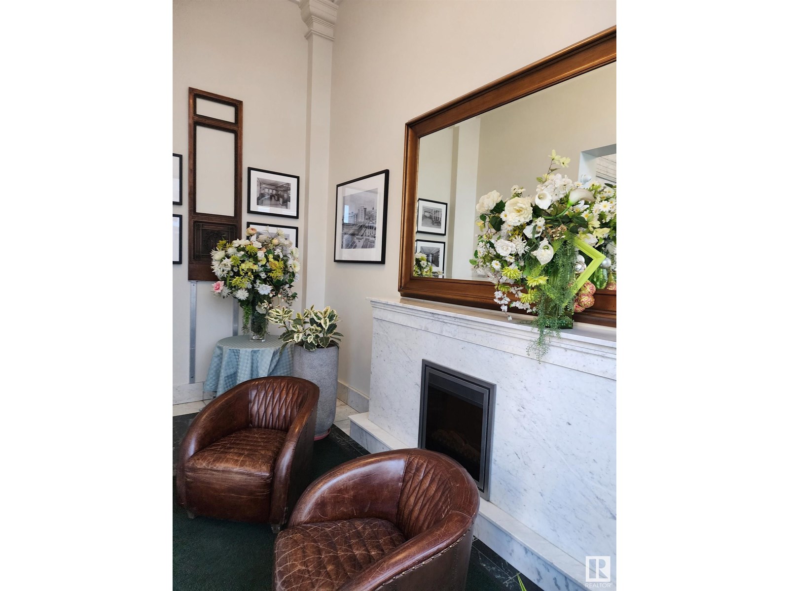 #307 10134 100 ST NW