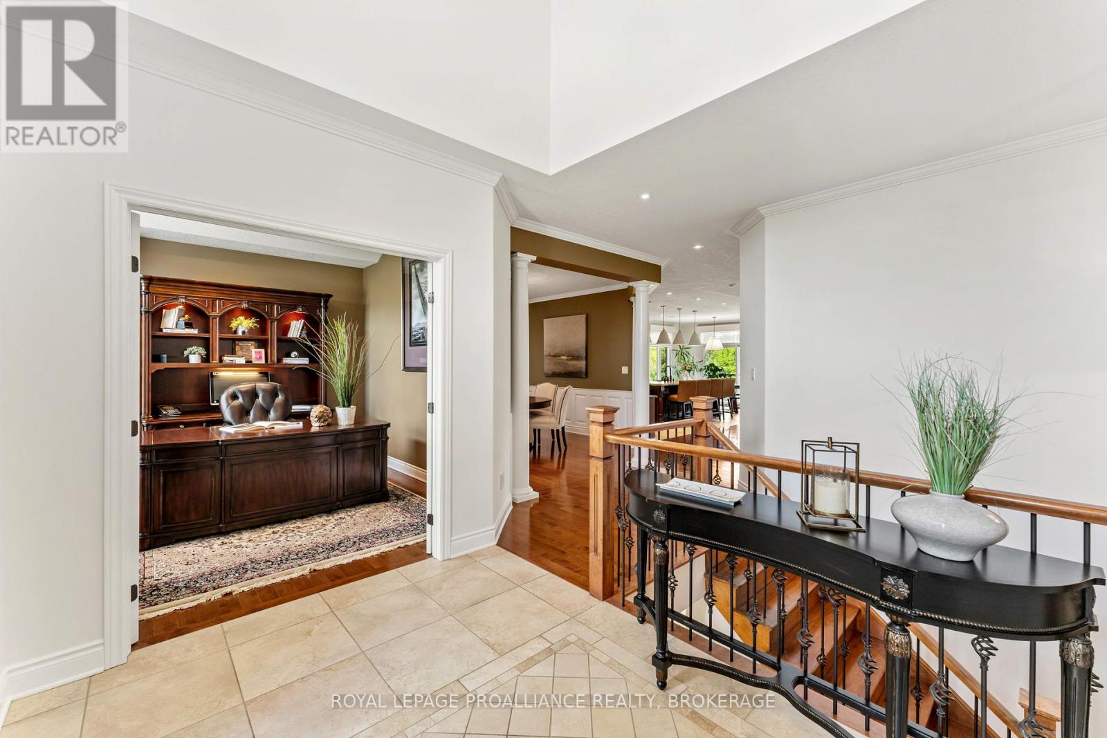 601 FIELDSTONE DRIVE