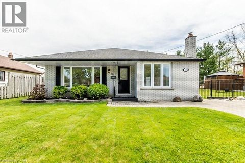 30 TERRACE Avenue Welland ON L3C2C4