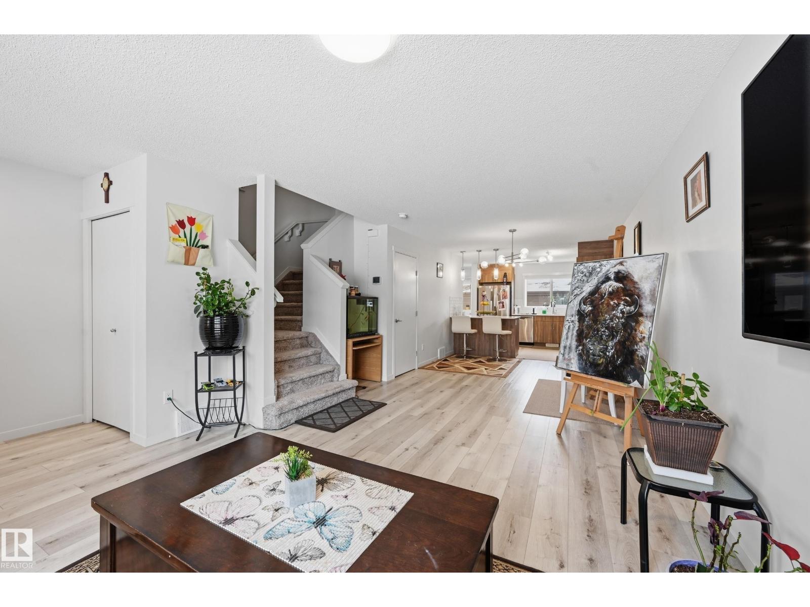 2608 201 Street NW NW