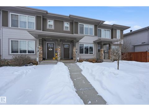 2608 201 Street NW NW Edmonton AB T6M1K5