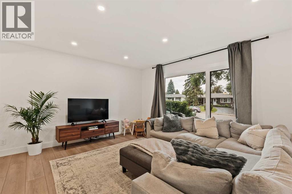 25 Kirby Place SW