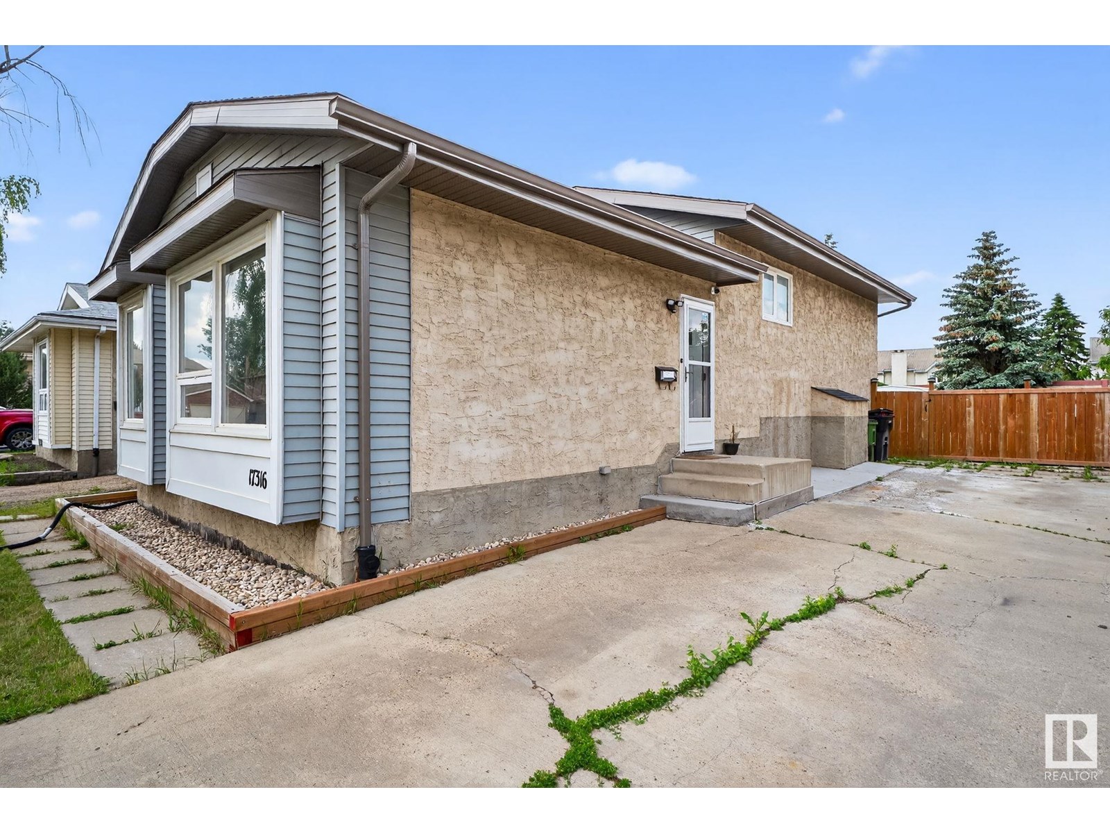 17316 94A AV NW