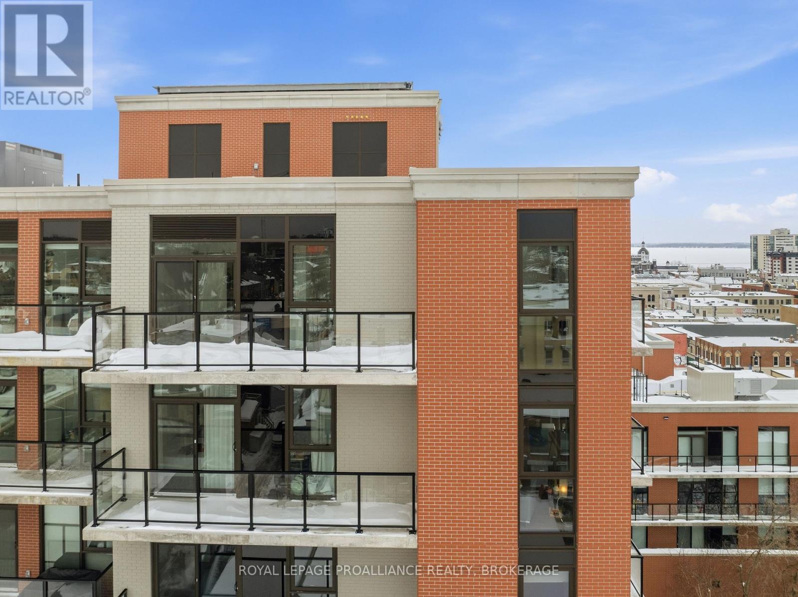 905 - 223 PRINCESS STREET