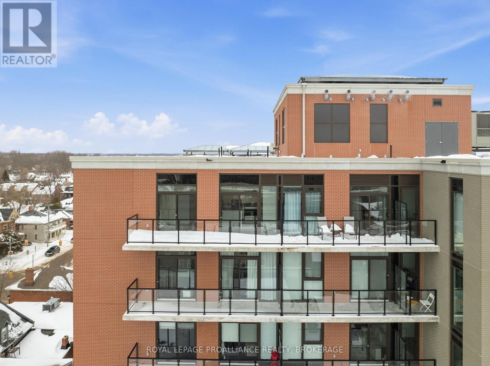 905 - 223 PRINCESS STREET