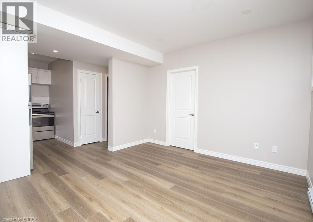 355 WELLINGTON Street