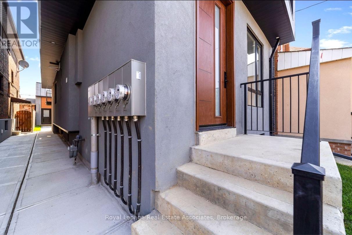 531 DELAWARE AVENUE N