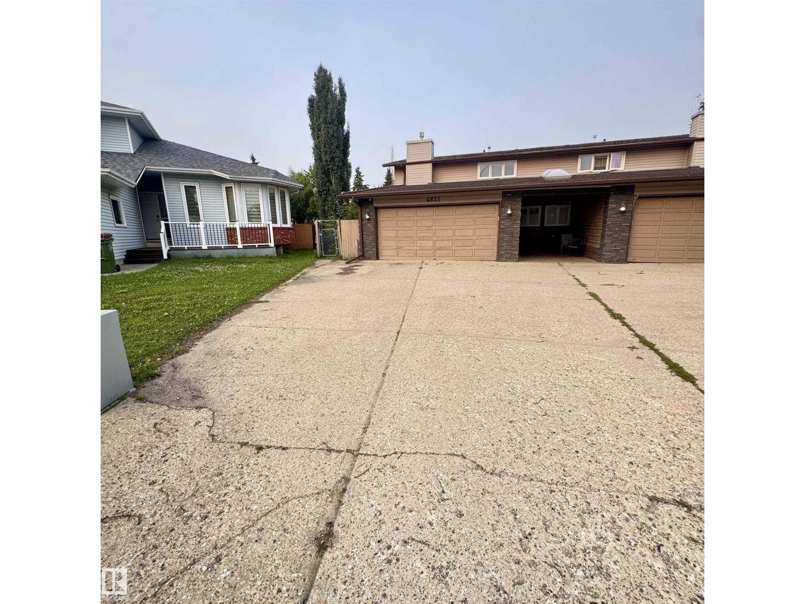 4821 11A AV NW