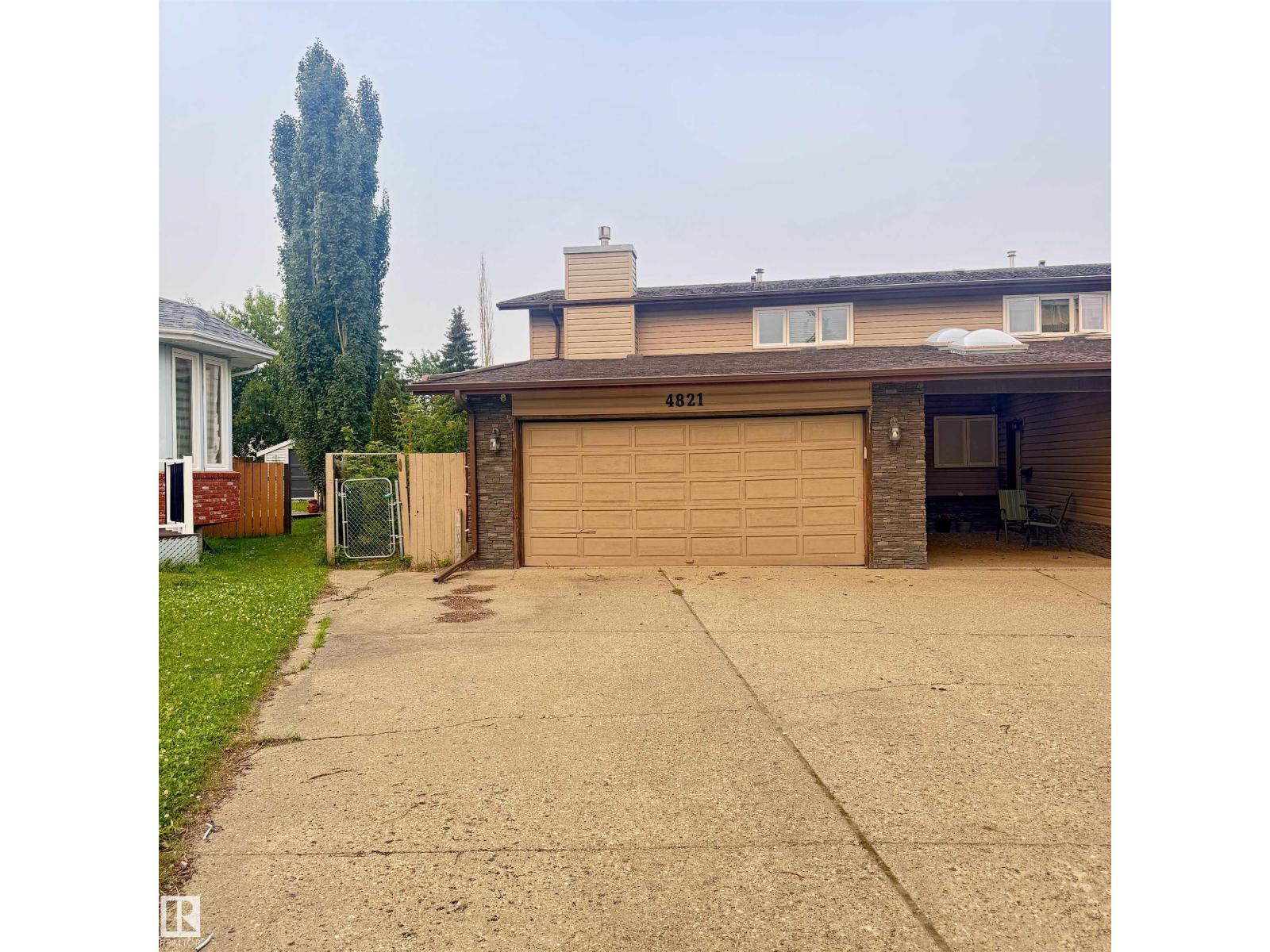 4821 11A AV NW
