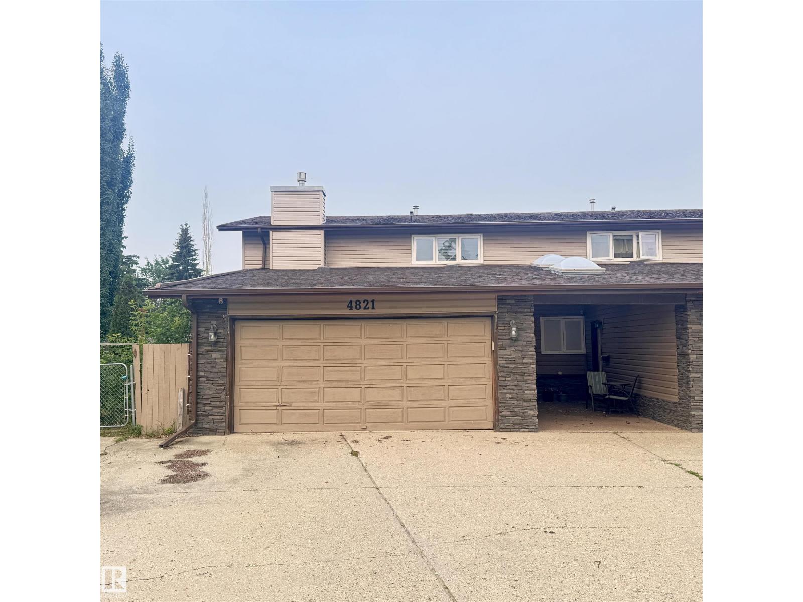 4821 11A AV NW