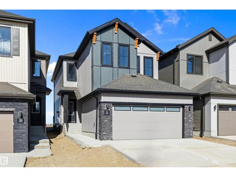 22 CHARTRES St. Albert AB T8T2C9