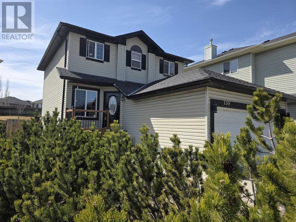 135 VALLEY CREST Close NW