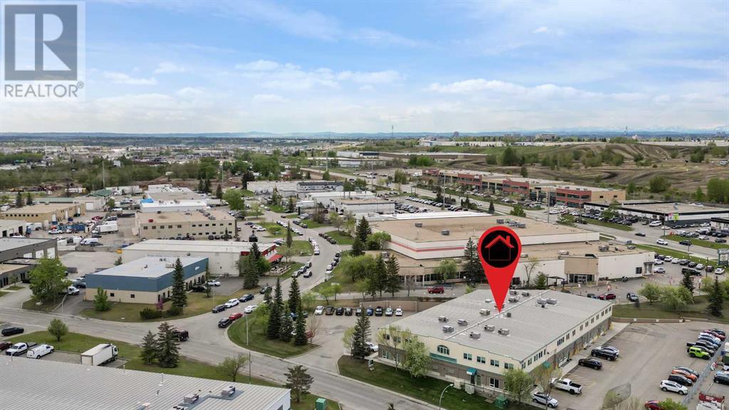 108, 112, 1289 Highfield Crescent SE