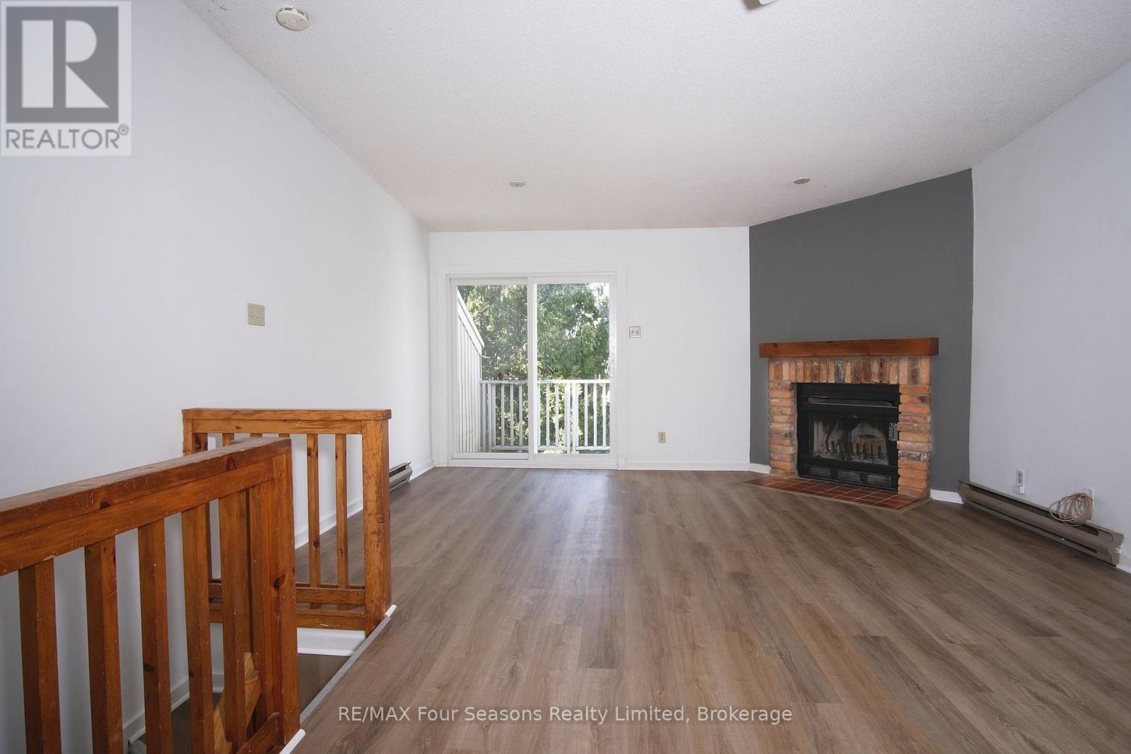 534 - 22 DAWSON DRIVE