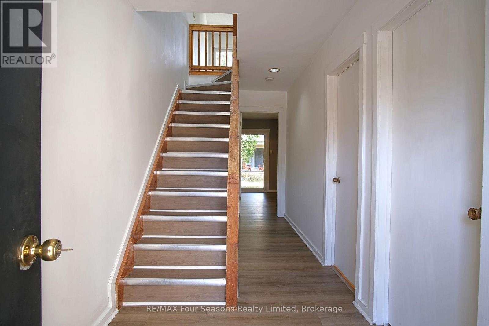 534 - 22 DAWSON DRIVE