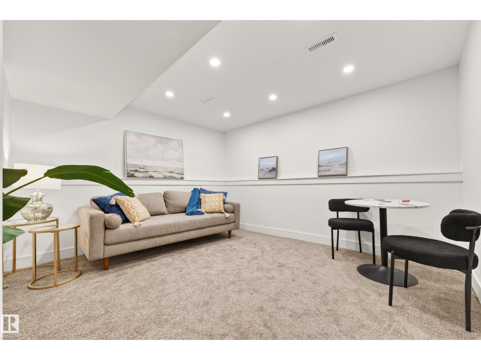 17312 108 ST NW