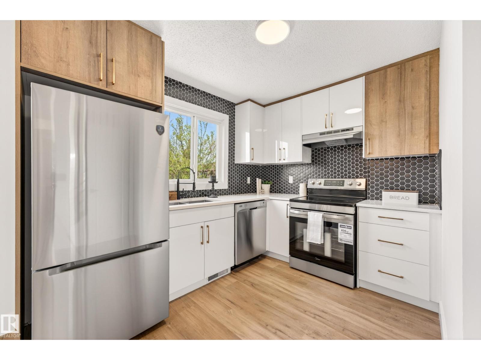 17312 108 ST NW