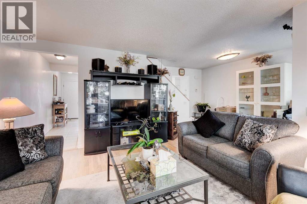 110, 2300 Oakmoor Drive SW