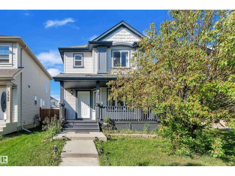 3906 161 AV NW Edmonton AB T5Y3J8