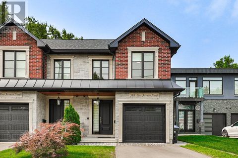 34B PINE AVENUE N Mississauga (Port Credit) ON L5H2P8