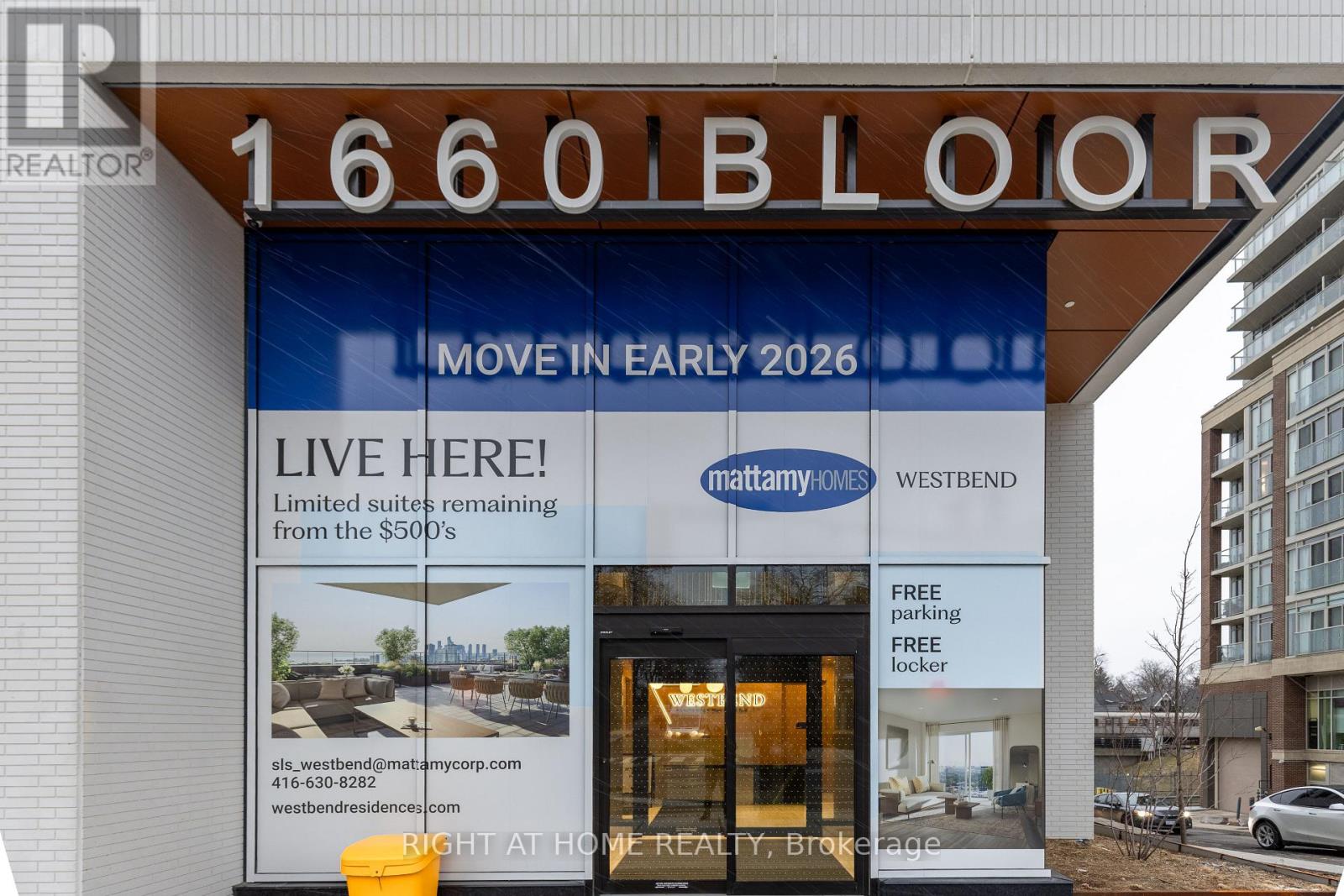 402 - 1660 BLOOR STREET W