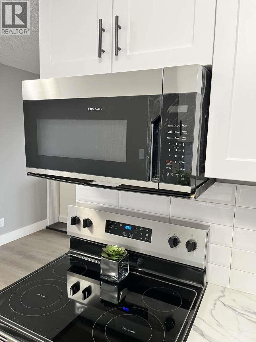 110 SKAHA Place Unit# 304