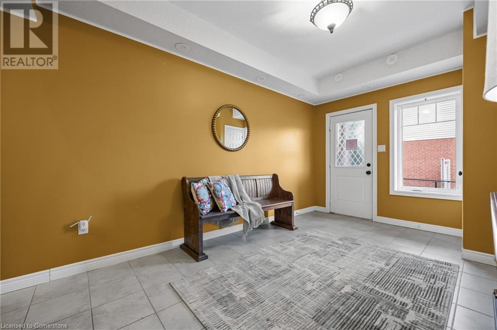 70 WILLOWRUN Drive Unit# A2