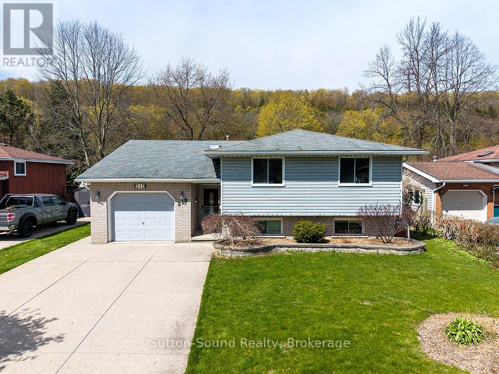 210 5TH A AVENUE W