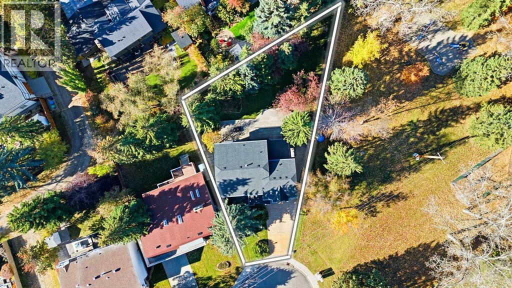 723 Willamette Drive SE