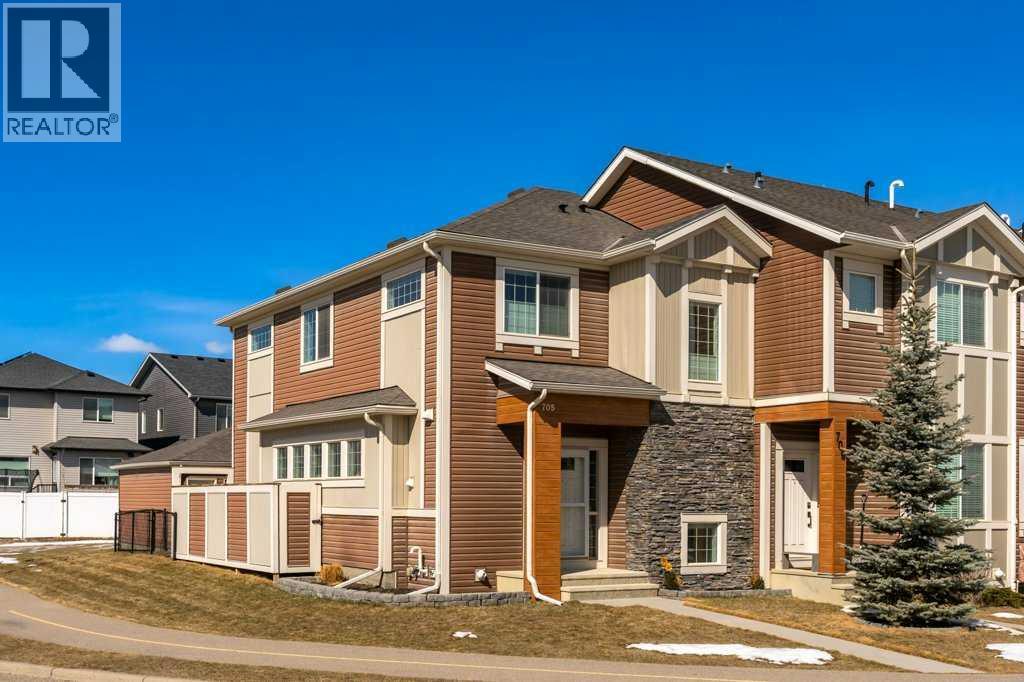 705 Nolan Hill Boulevard NW