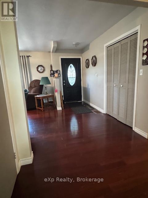 392158 GREY ROAD 109 ROAD