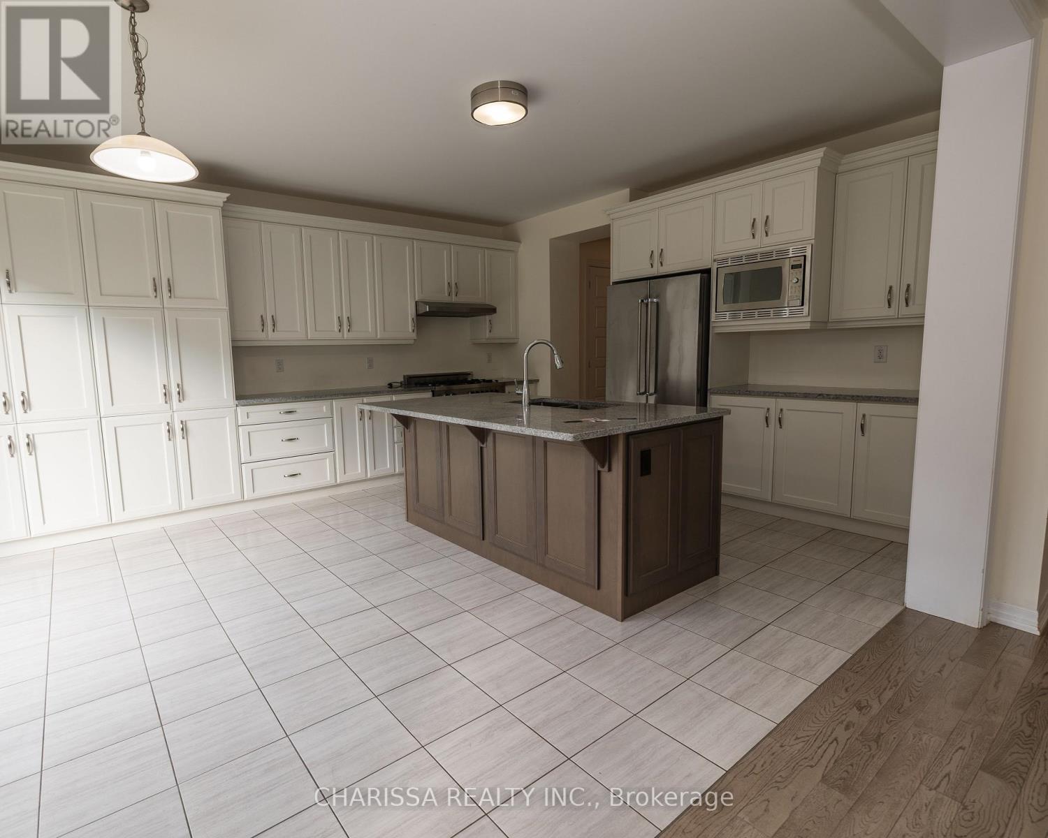 295 IRONSIDE DRIVE