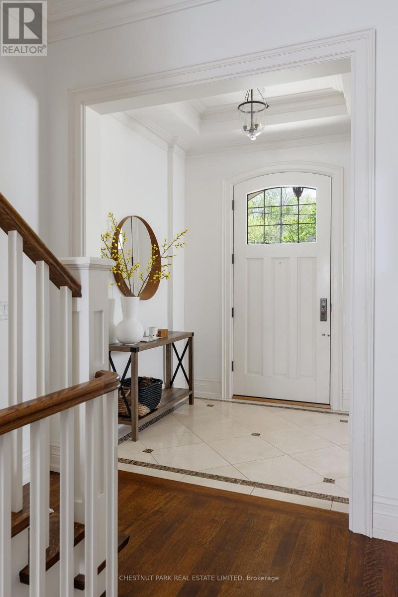 7 STRATHGOWAN CRESCENT